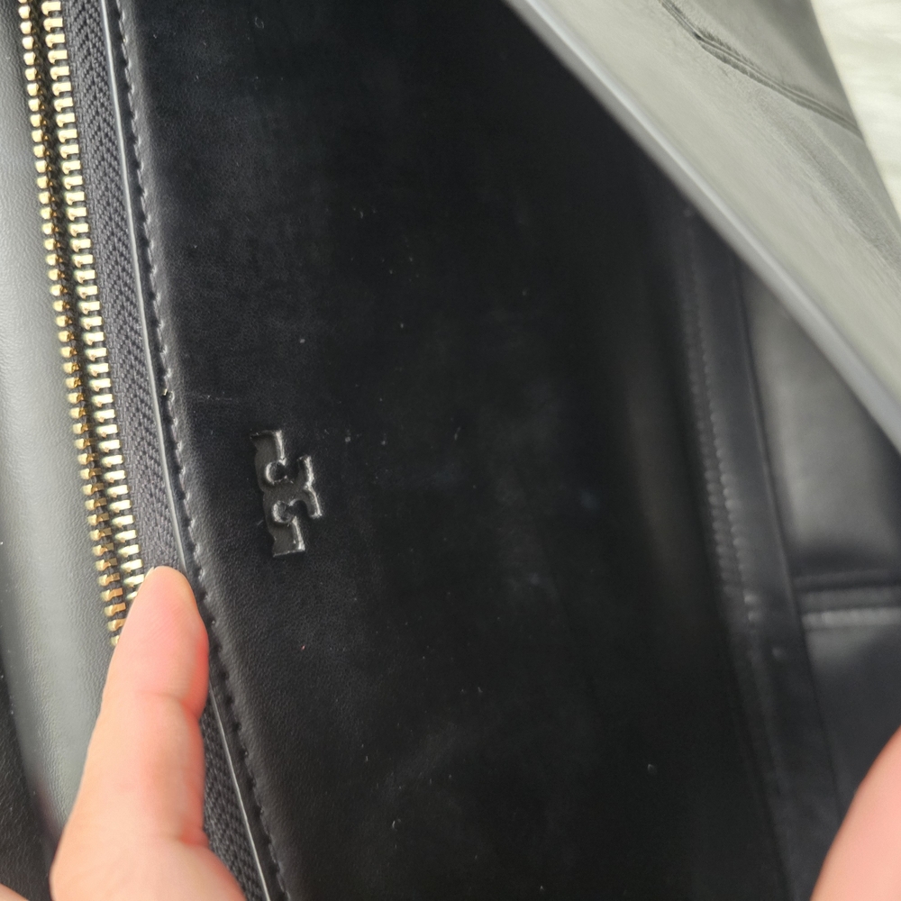 Tory Burch Black Leather Bag - Picture 8 of 11